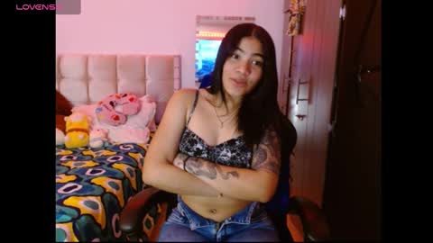 Snapshot of caylinn19 chatting on 23, 10, 2025 Caylinn online show from 23, 10, 2025