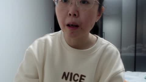 Snapshot of cbz112233 chatting on 17, 12, 2024 ANNYANNY online show from 17, 12, 2024