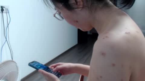 Snapshot of cbz112233 chatting on 13, 2, 2025 ANNYANNY online show from 13, 2, 2025