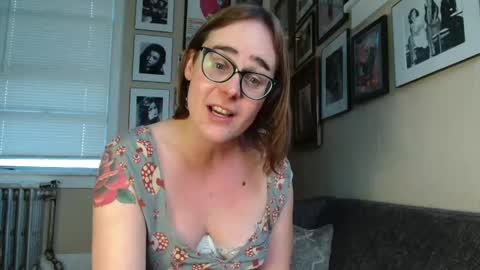 Cecily Saint Claire online show from 26, 2, 2025