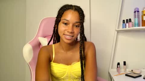 Snapshot of cedaya555 chatting on 3, 10, 2025 CEDAYA555 online show from 3, 10, 2025