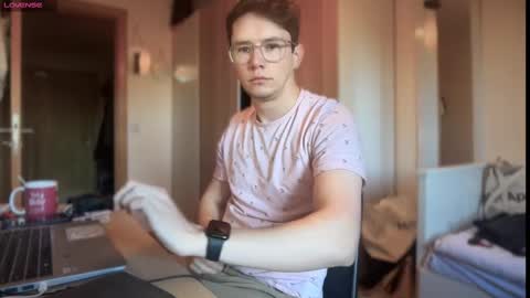 Snapshot of ceedm91 chatting on 22, 10, 2025 ceedm91 online show from 22, 10, 2025