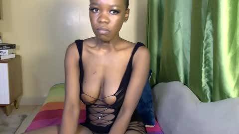 Snapshot of ceepretty chatting on 29, 5, 2026 santana online show from 29, 5, 2026