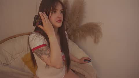 Snapshot of celeste_angel1 chatting on 22, 9, 2025 Diane Independent model online show from 22, 9, 2025