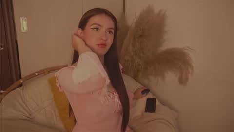 Snapshot of celeste_angel1 chatting on 4, 11, 2025 Diane Independent model online show from 4, 11, 2025