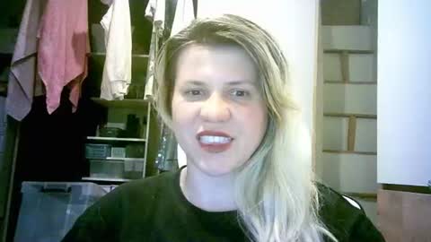 celeste_naughty_ online show from 25, 6, 2026