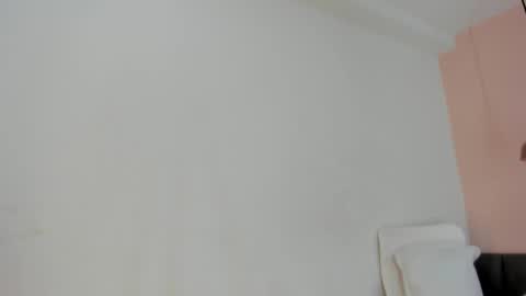 celeste_smmith_ online show from 5, 3, 2025