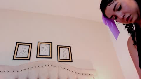 CELESTE MIRANDA online show from 22, 10, 2025