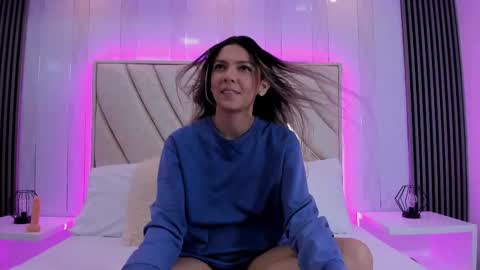 celestebellmont online show from 7, 10, 2025