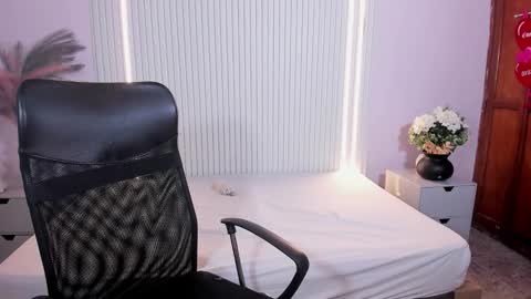 celestemoon5 online show from 12, 1, 2026