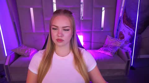 celestenoirr online show from 15, 9, 2025