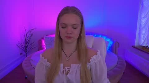 Snapshot of celestenoirr chatting on 23, 12, 2025 celestenoirr online show from 23, 12, 2025