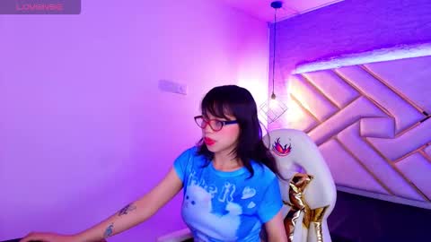 Snapshot of celestesky__ chatting on 2, 10, 2025 online show from 2, 10, 2025