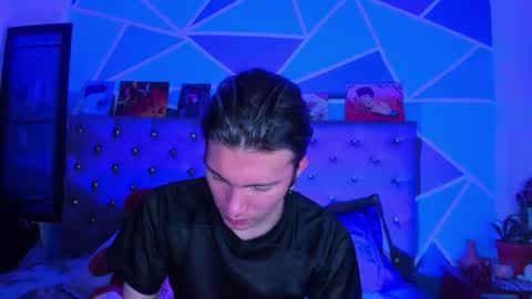 I am Valentinn online show from 21, 11, 2025