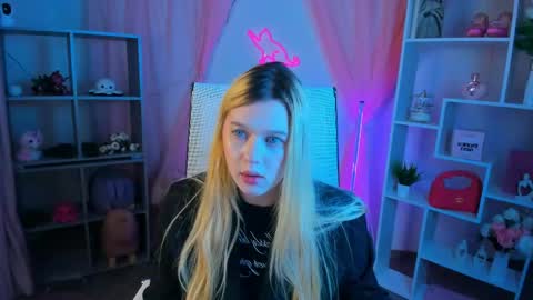your cute kitty online show from 10, 5, 2026