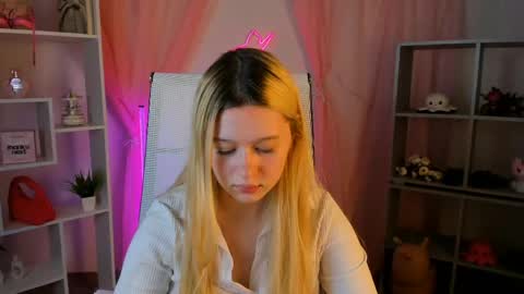your cute kitty online show from 12, 5, 2026