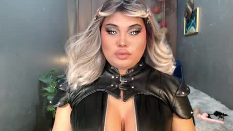 cellinekittcumerr online show from 14, 5, 2026
