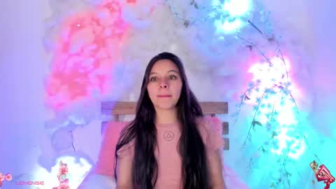 Hello guys my name is Sofi and Lizzie and  Vanessa online show from 10, 2, 2025