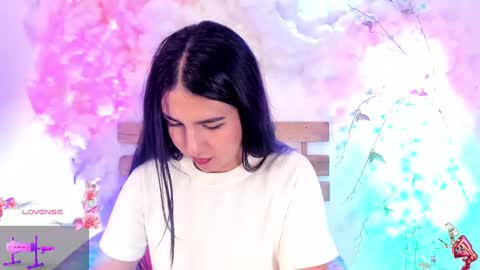 Hello guys my name is Sofi and Lizzie and  Vanessa online show from 17, 2, 2025