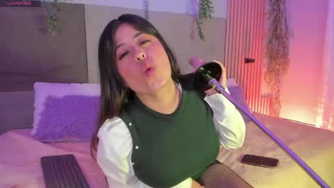 Hello guys my name is Sofi and Lizzie and  Vanessa online show from 23, 5, 2026