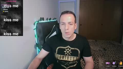 Snapshot of cerso1 chatting on 11, 11, 2025 Cerso online show from 11, 11, 2025