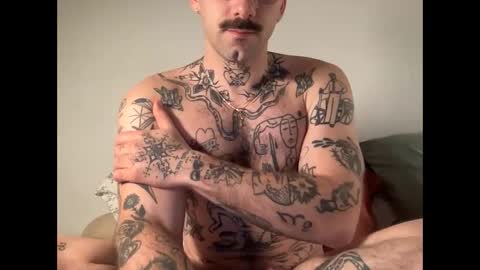 cestmoi951068 online show from 21, 12, 2024