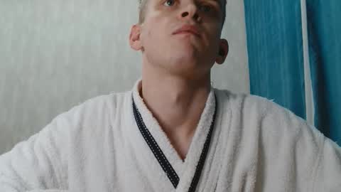 Snapshot of ch1lldril chatting on 13, 12, 2025 ch1lldrill online show from 13, 12, 2025