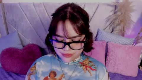 Snapshot of chaarlotte_1 chatting on 12, 6, 2026 charlotte online show from 12, 6, 2026