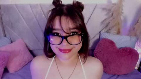 Snapshot of chaarlotte_1 chatting on 26, 6, 2026 charlotte online show from 26, 6, 2026