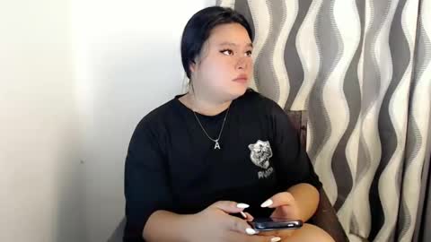 Snapshot of chabilataxx chatting on 2, 1, 2025 chabilataxx online show from 2, 1, 2025