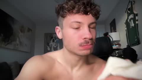 Snapshot of chadtitan chatting on 23, 10, 2025 ChadTitan online show from 23, 10, 2025