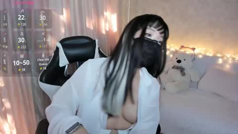 Snapshot of chaewoni chatting on 7, 10, 2025 Chichi online show from 7, 10, 2025