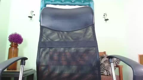 Snapshot of chalonvera chatting on 5, 5, 2026 Chalon online show from 5, 5, 2026