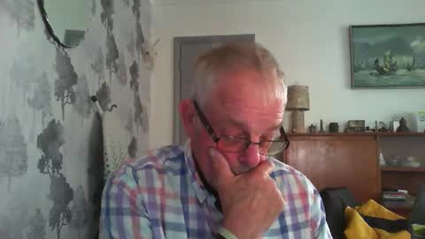 Champers online show from 9, 4, 2026