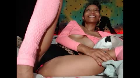 Snapshot of chaneel_ chatting on 23, 1, 2025 Chanel M. online show from 23, 1, 2025