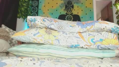 Snapshot of chaneel_ chatting on 15, 11, 2025 Chanel M. online show from 15, 11, 2025