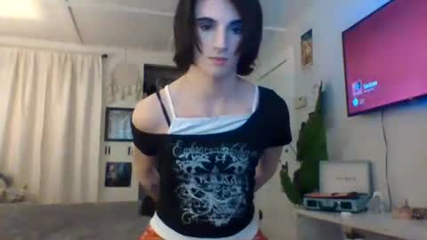 Snapshot of chanel2002 chatting on 8, 3, 2025 chanel2002 online show from 8, 3, 2025