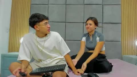 Snapshot of chanellandmax chatting on 19, 11, 2025 Chanellandmax online show from 19, 11, 2025