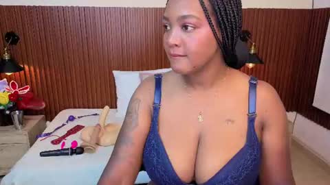 Snapshot of channel_brunette chatting on 27, 6, 2026 Chanel online show from 27, 6, 2026