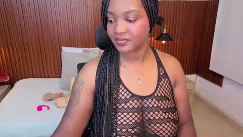 Snapshot of channel_brunette chatting on 30, 6, 2026 Chanel online show from 30, 6, 2026