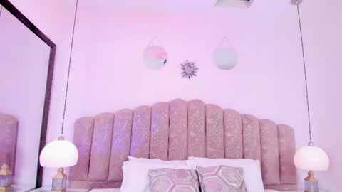 Snapshot of channel_sofia chatting on 19, 6, 2026 Channel Sofia online show from 19, 6, 2026