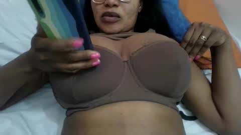 chantal99 online show from 23, 1, 2025