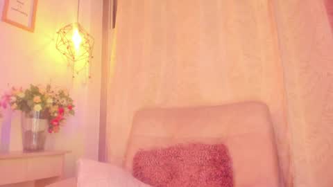 Snapshot of chantall_valkoba chatting on 23, 12, 2024 Chantall online show from 23, 12, 2024