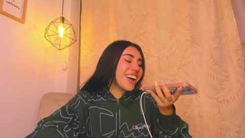Snapshot of chantall_valkoba chatting on 13, 1, 2025 Chantall online show from 13, 1, 2025