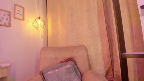 Snapshot of chantall_valkoba chatting on 22, 1, 2025 Chantall online show from 22, 1, 2025