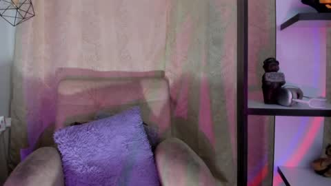 Snapshot of chantall_valkoba chatting on 8, 2, 2025 Chantall online show from 8, 2, 2025
