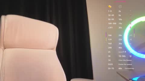 Snapshot of chantall_valkoba chatting on 27, 10, 2025 Chantall online show from 27, 10, 2025