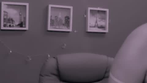 The Queen online show from 22, 12, 2024