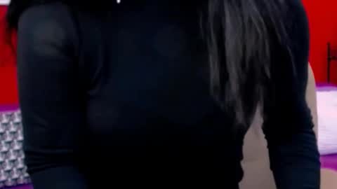 The Queen online show from 19, 10, 2025