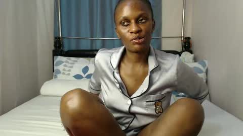 Snapshot of chantelsamz2 chatting on 11, 3, 2025 Chantel online show from 11, 3, 2025